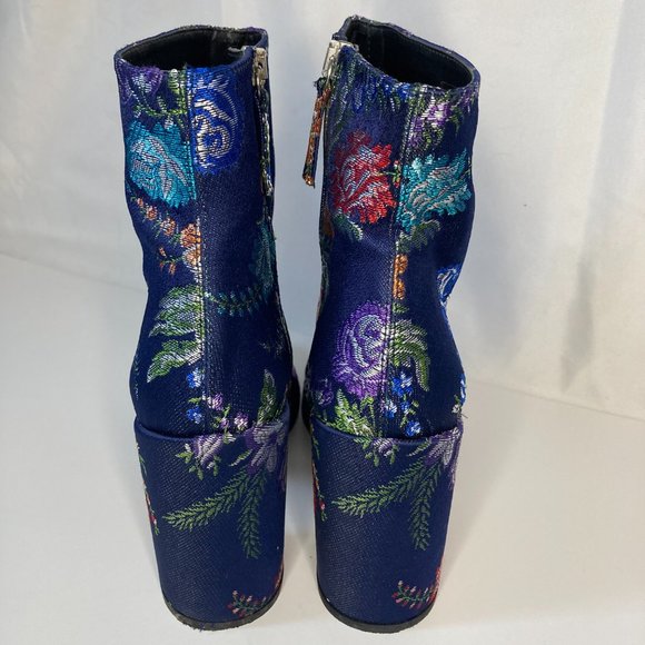 Zara - Spain Basic Collection Jaquard Flower Boots Size 8 Navy Blue / Fl… - Picture 3 of 8